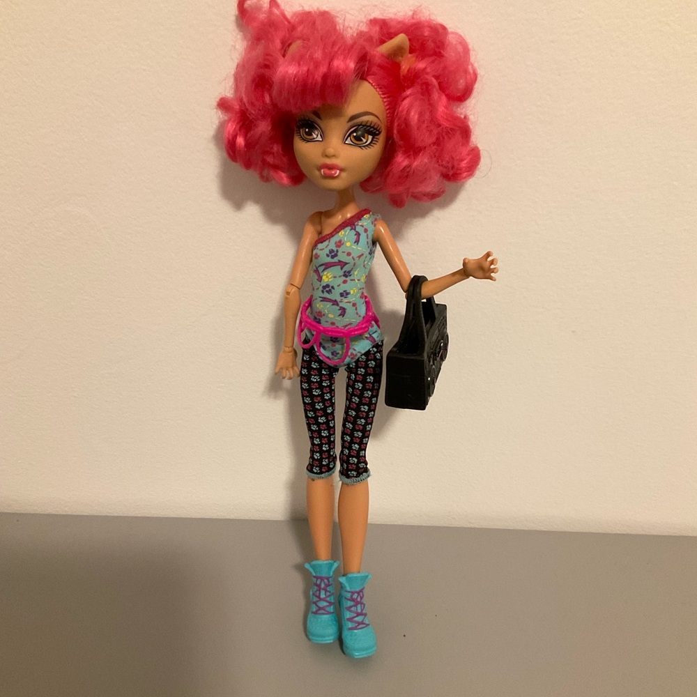 Monster High Howleen Wolf Dance Class Doll